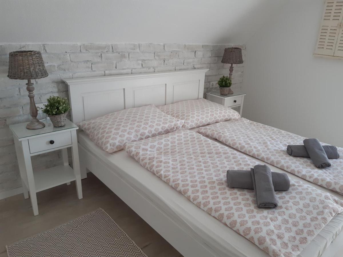 Apartman Soos -- Only For Relaxation, Not For Party! Siófok Zewnętrze zdjęcie