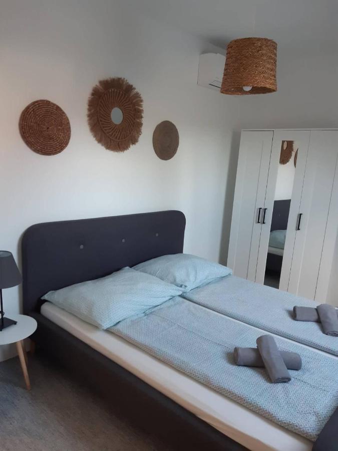 Apartman Soos -- Only For Relaxation, Not For Party! Siófok Zewnętrze zdjęcie