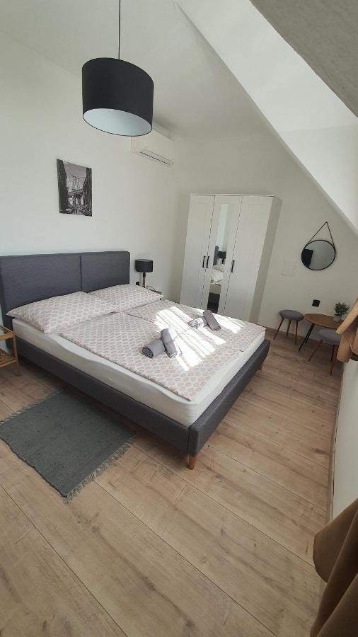 Apartman Soos -- Only For Relaxation, Not For Party! Siófok Zewnętrze zdjęcie