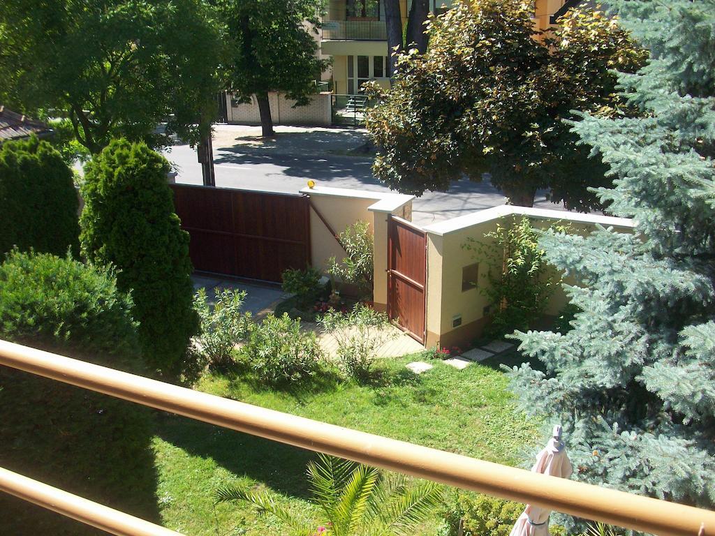 Apartman Soos -- Only For Relaxation, Not For Party! Siófok Zewnętrze zdjęcie