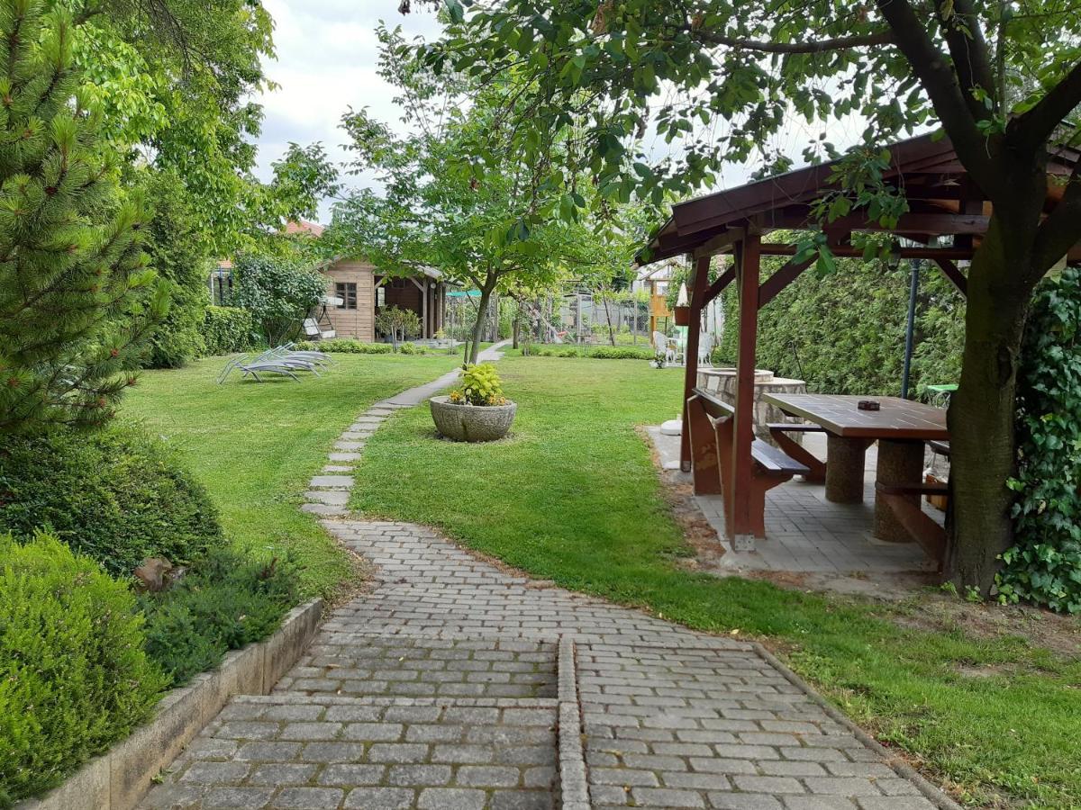 Apartman Soos -- Only For Relaxation, Not For Party! Siófok Zewnętrze zdjęcie